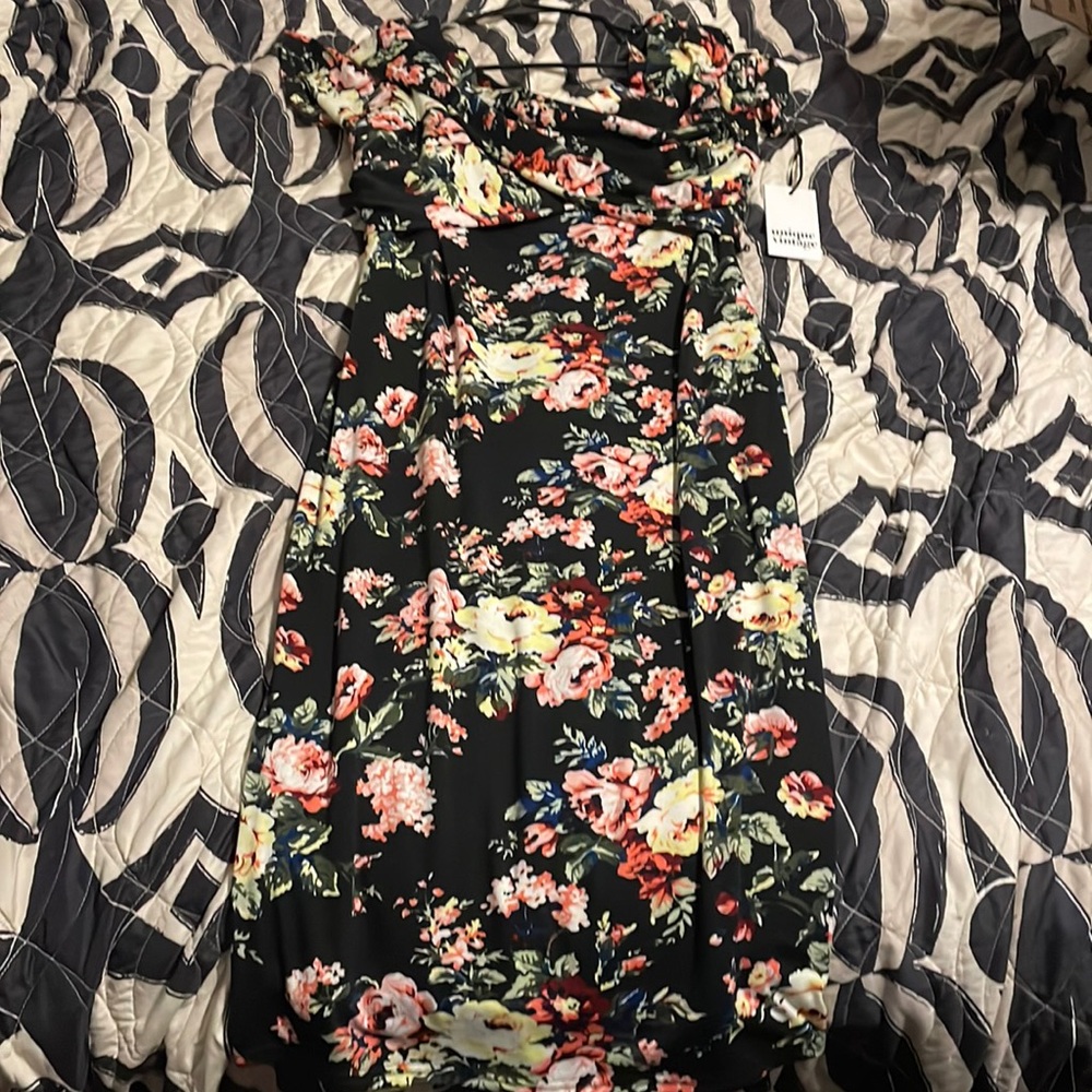 NWT Off the shoulder black floral pencil midi dress